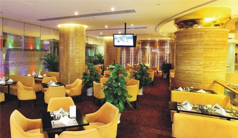 Shenzhen Baoan Royal International Hotel Экстерьер фото